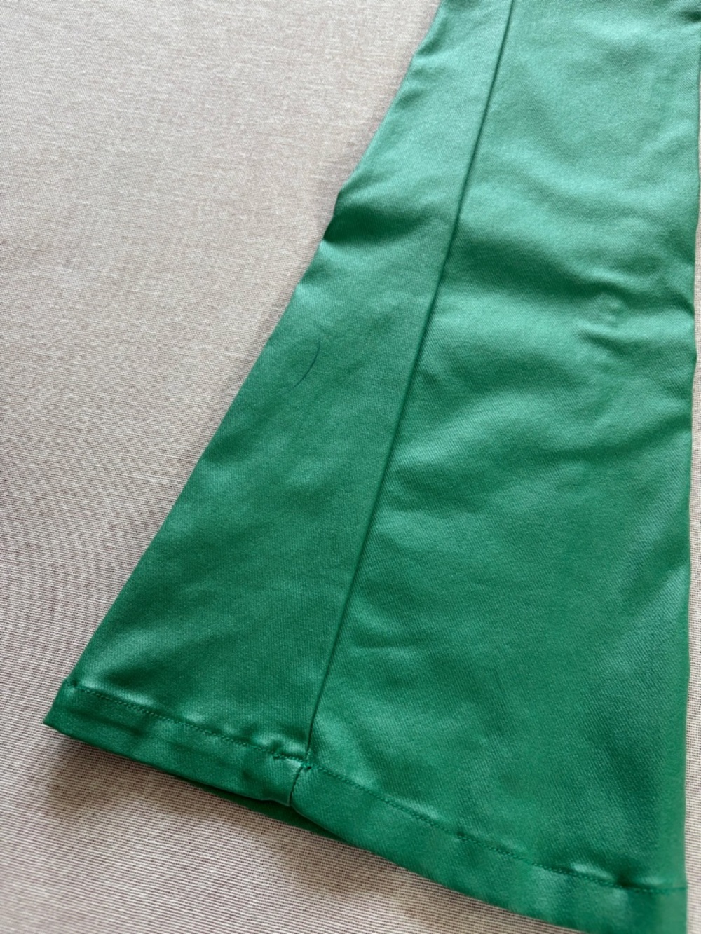 Edikted green faux leather flare pants. - Picture 13 of 16